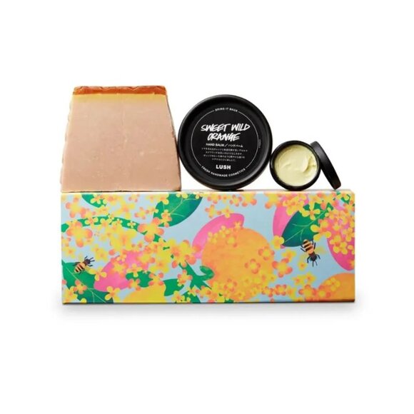 LUSH | Thanks Hands Hand Care Gift (Cuticle Butter, Soap, Hand Balm) - Picture 4 of 5